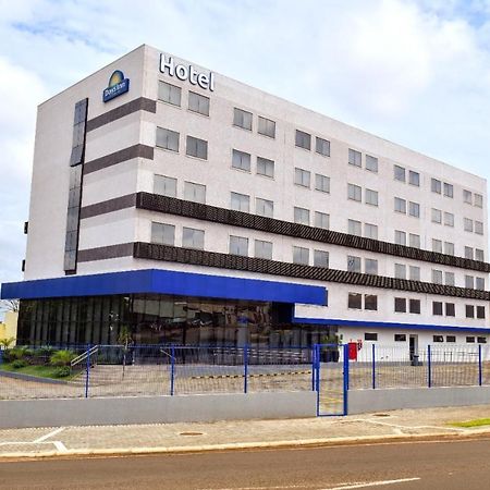 Days Inn By Wyndham Cascavel Cascavel  Eksteriør billede