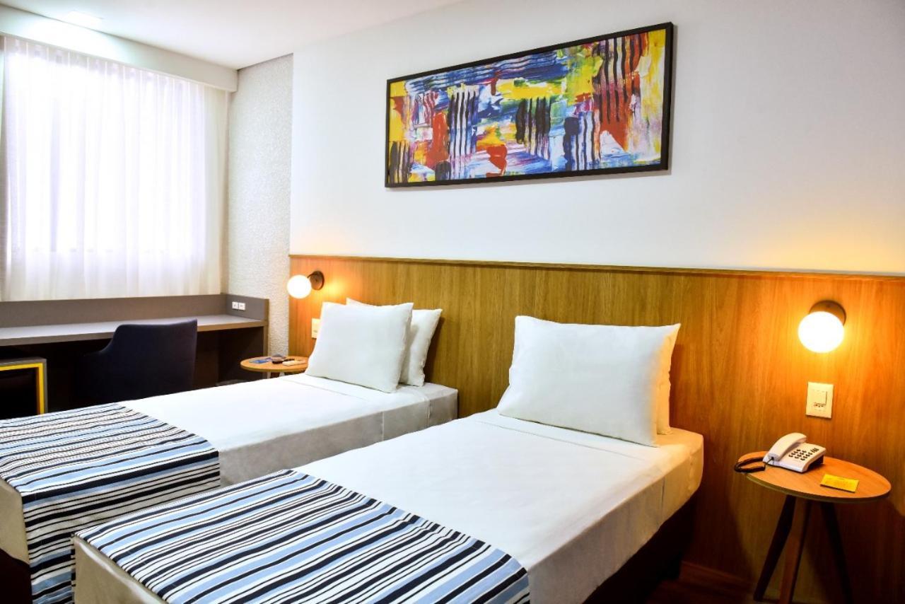 Days Inn By Wyndham Cascavel Cascavel  Eksteriør billede
